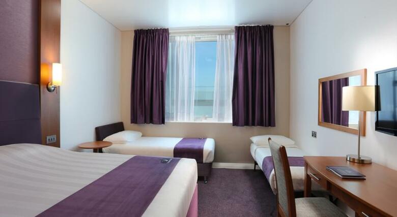 Hotel Premier Inn Dubai Investment Park