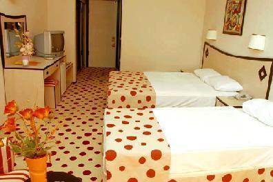 Hotel Jasmin Side