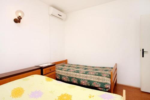 Apartments With A Parking Space Lumbarda (korcula) - 9329