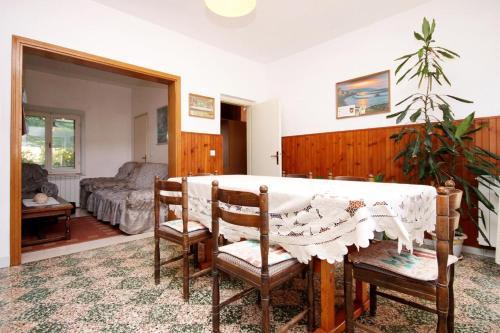 Apartments With A Parking Space Lumbarda (korcula) - 9329