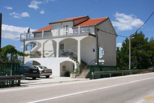 Hostal Double Room Brela 6828b