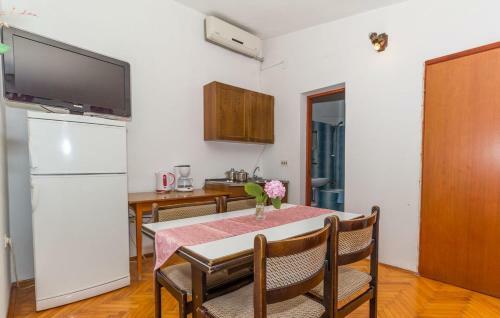Apartment Biograd Na Moru 11327b