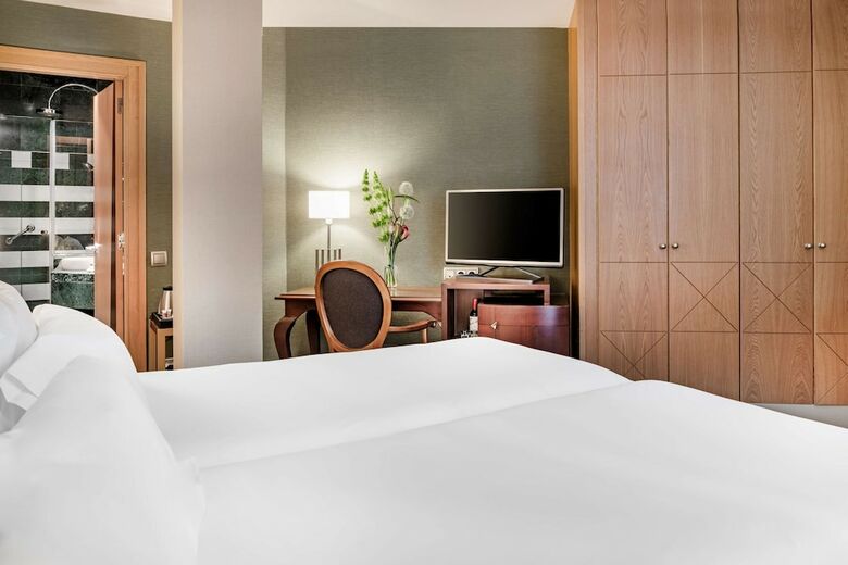 Hotel NH Collection Madrid Paseo Del Prado