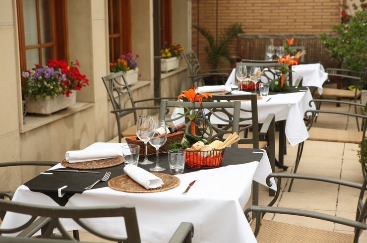Aparthotel Los Girasoles