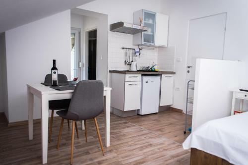 Apartments Dolores
