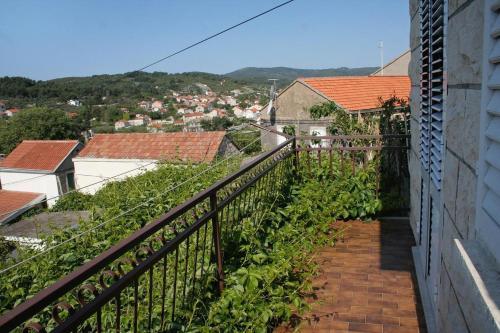 Apartments With A Parking Space Lumbarda (korcula) - 4473