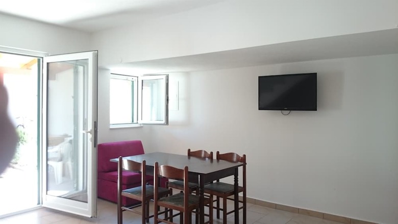 Apartments Emil