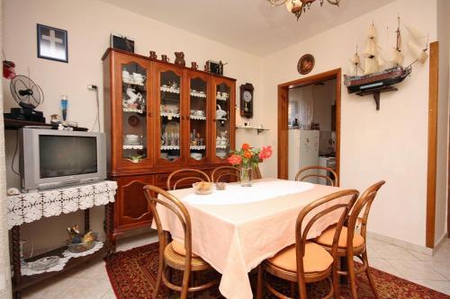 Apartment Barbat 4977a