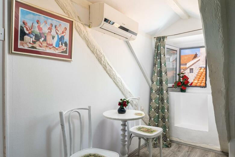 Apartamentos Old Town Baroque Palace Accommodation