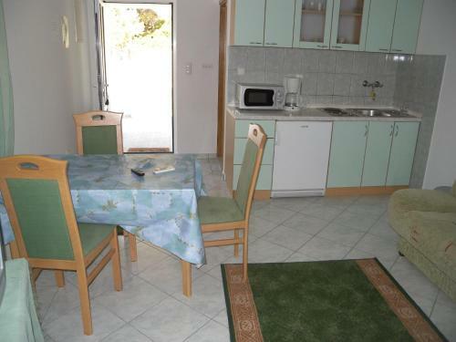 Kampor Apartment 5