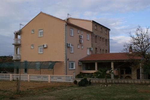 Apartamentos Studio Biograd Na Moru 4305a