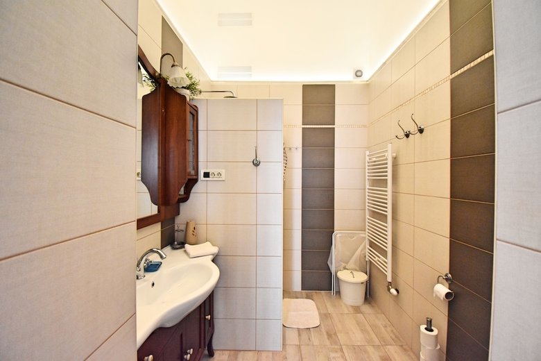Donos Apartments