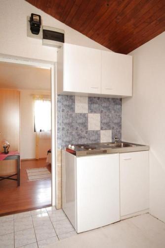Apartment Liznjan 7224a
