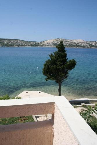 Apartment Stara Novalja 4134b