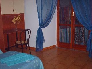 Hostal Robby's House B&B