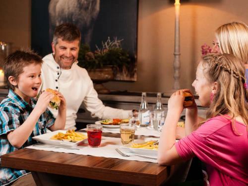 Hotel Holiday Club �re