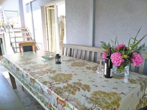 Hostal Rooms Mirabella