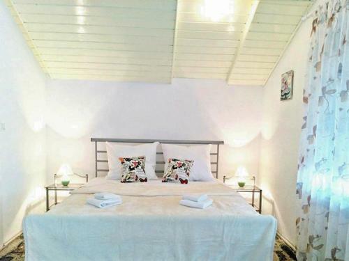 Hostal Rooms Mirabella