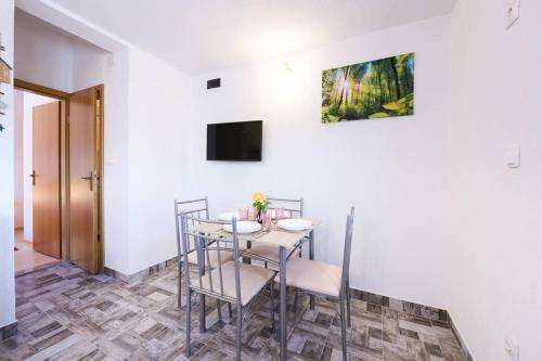 Apartments Sea Star Ivana