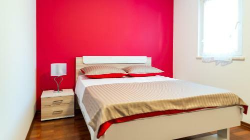 Apartments Lotos