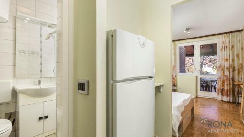 Rona Apartment Porat 2