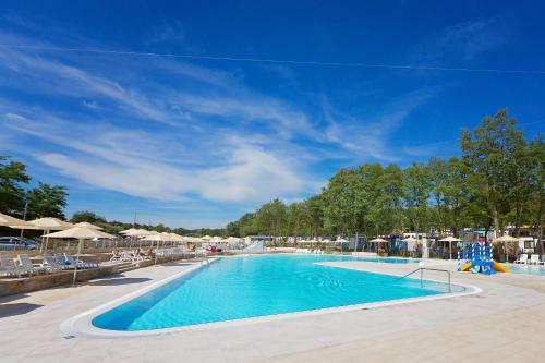 Albatross Mobile Homes On Camping Bijela Uvala