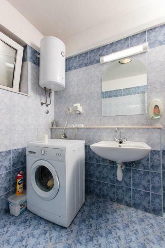 Apartments Antonia 3449