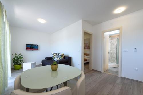 Apartments Robi