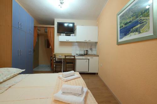 La Familia Apartments