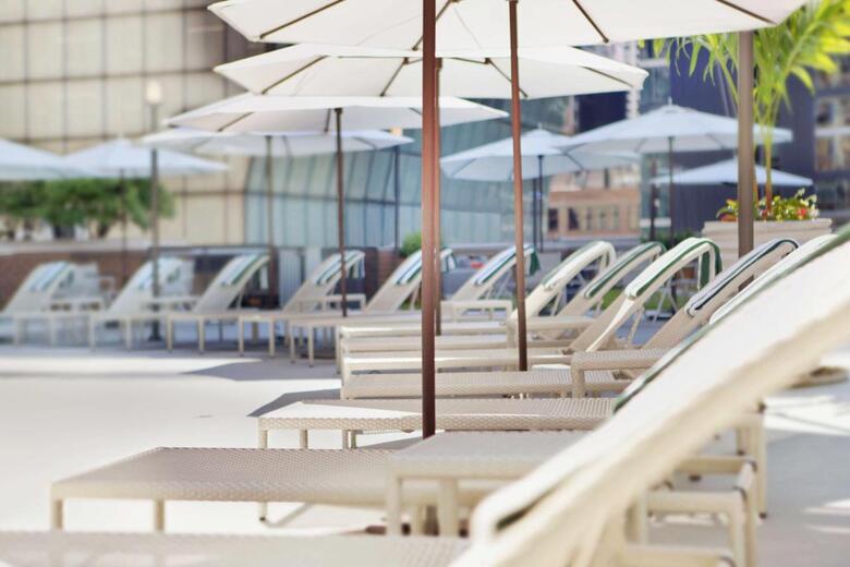 Doubletree Hotel Chicago Magnificent Mile