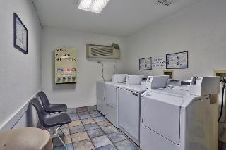 Hotel Motel 6 Kingman - West