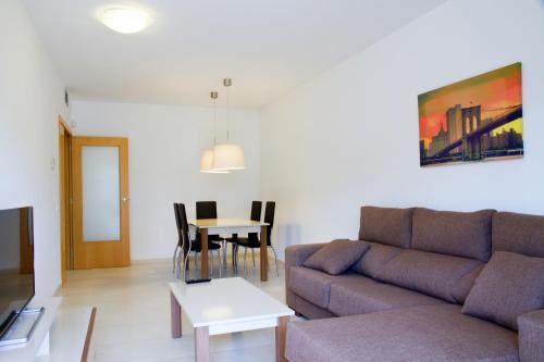 Rentalmar Paradise Family Apartment