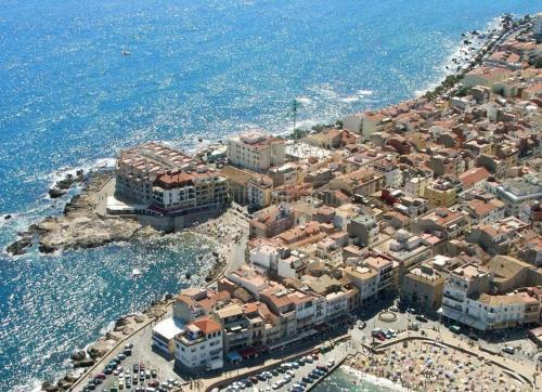 Apartamentos Riells Park