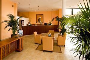 Apartamentos La Caleta