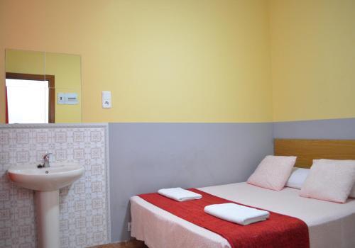 Hostal Village Guesthouse Barco
