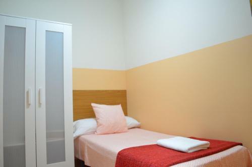 Hostal Village Guesthouse Barco