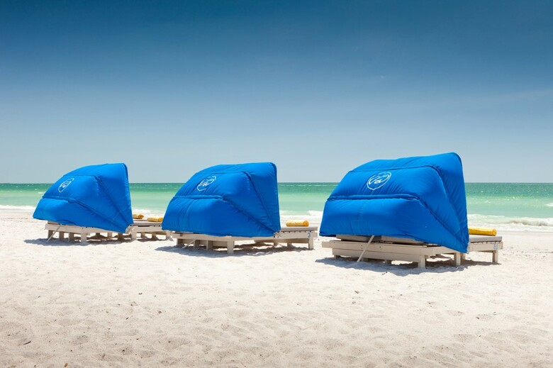 Hotel Tradewinds Island Grand