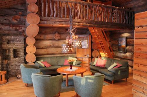 Rukanhelmi Cottage
