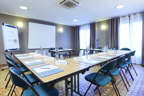 Hotel Campanile Metz - Jouy-aux-arches