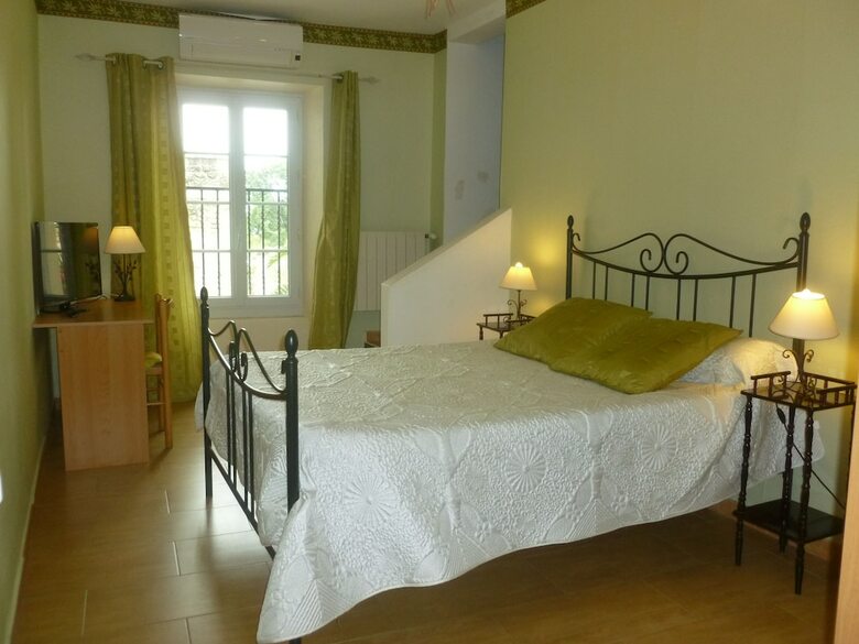 Hotel Le Saint Victor