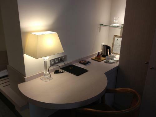 Hotel Best Western Le Dauphin Et Le Spa Du Prieur�
