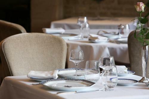 Hotel Best Western Le Dauphin Et Le Spa Du Prieur�