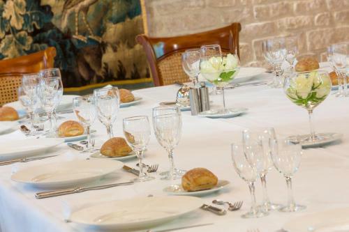 Hotel Best Western Le Dauphin Et Le Spa Du Prieur�