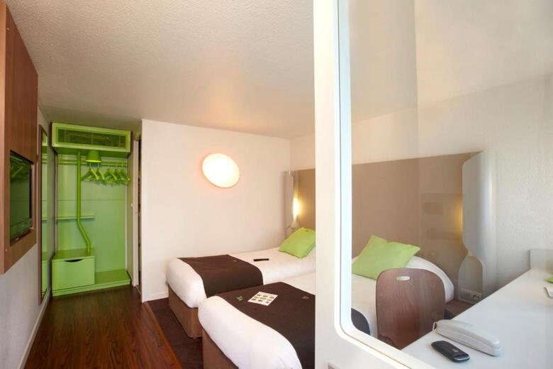 Hotel Campanile Clermont-ferrand ~ Riom