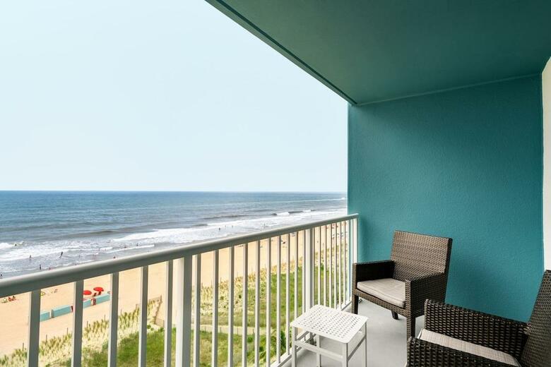 Hotel Quality Inn & Suites Beachfront