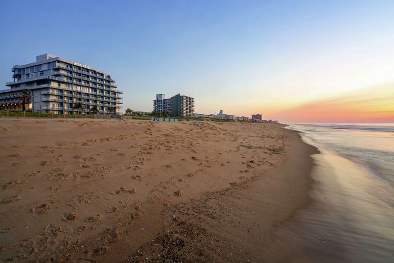 Hotel Quality Inn & Suites Beachfront