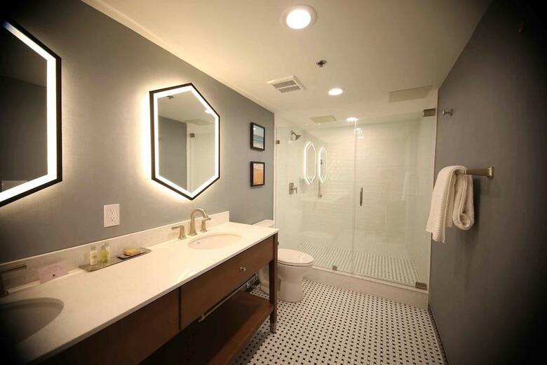 Hotel Quality Inn & Suites Beachfront