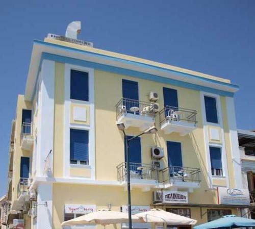Hostal Pelineon Rooms