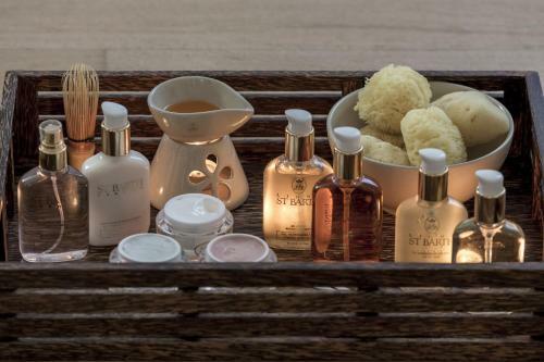 Hotel Kirini Suites & Spa
