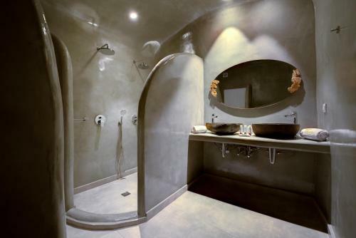 Hostal Iriana Apartments